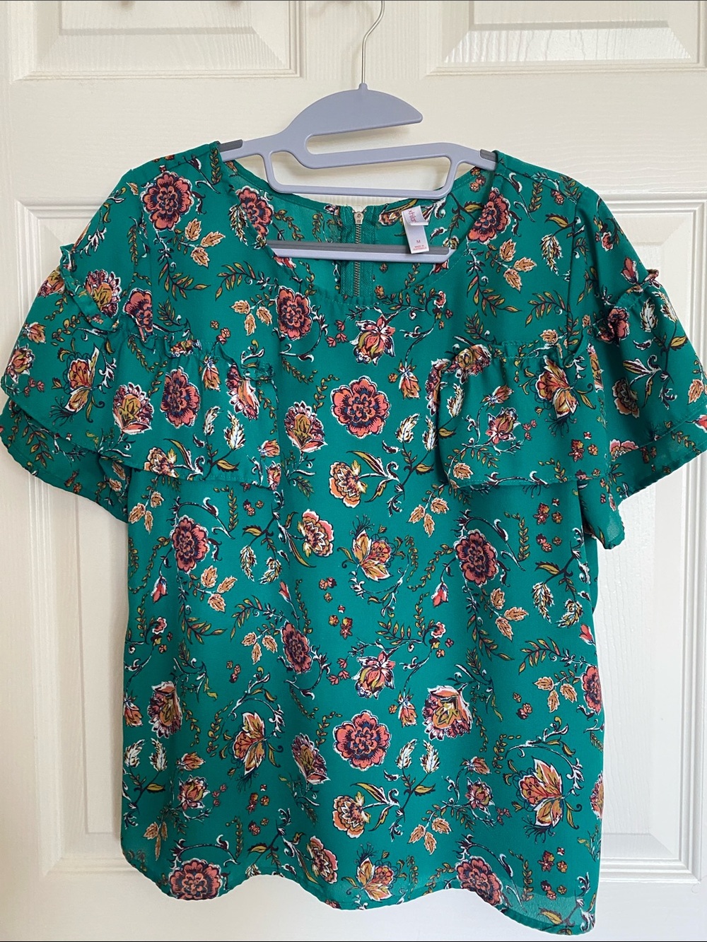 Xhilaration Teal Floral Ruffle Sleeve Blouse